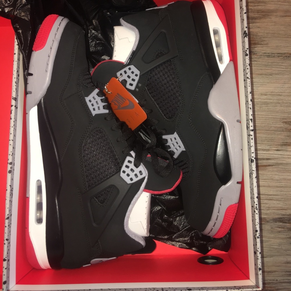 Nike Air Jordan 4 Bred 2019 Size 13